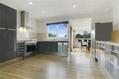 Fifth view of Homely house listing, 3 Bayview Parade, Hamlyn Heights VIC 3215