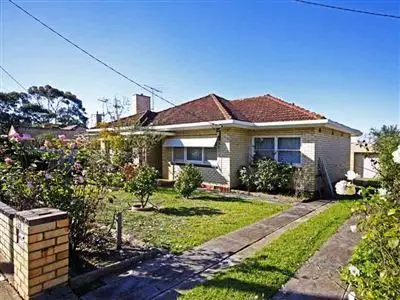 25 Bayview Parade, Hamlyn Heights VIC 3215