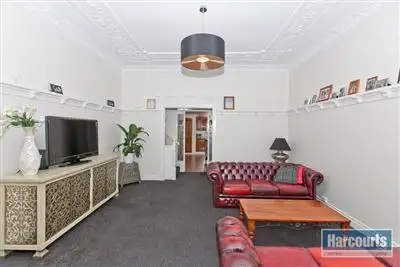Fourth view of Homely unit listing, 2/437 Waterworks Road, Ashgrove QLD 4060