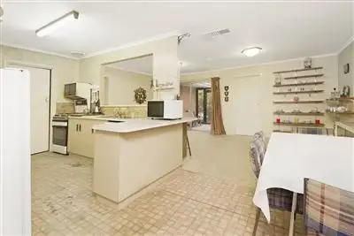 Fifth view of Homely house listing, 10 Ramleh Road, Reservoir VIC 3073