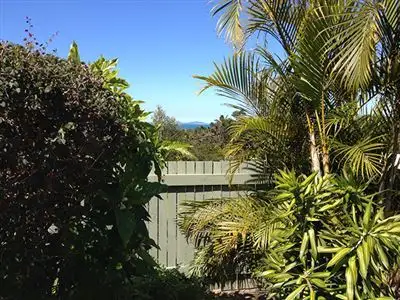 35 Olympia Avenue, Pacific Heights QLD 4703