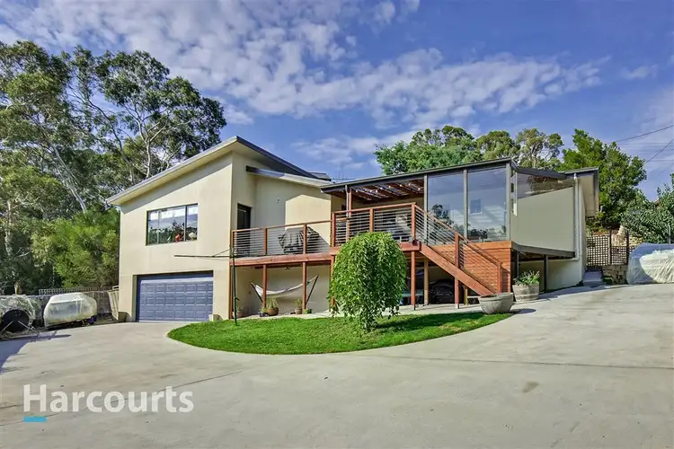 24 Banawarra Road, Geilston Bay TAS 7015