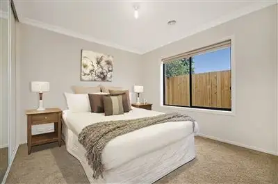 Fifth view of Homely unit listing, 2/98 Neil Street, Bell Post Hill VIC 3215