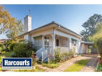 Main view of Homely house listing, 5 Centre Avenue, Warragul VIC 3820