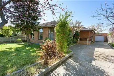 16 Nancye Drive, Lalor VIC 3075