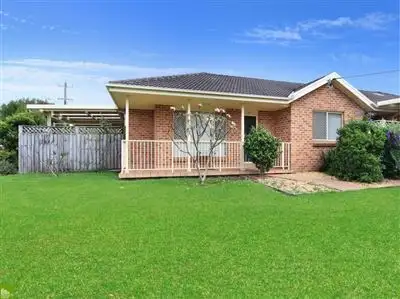 Main view of Homely villa listing, 4/2 Baan Baan Street, Dapto NSW 2530