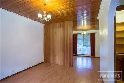 Fifth view of Homely house listing, 22 Strathavan Drive, Berwick VIC 3806