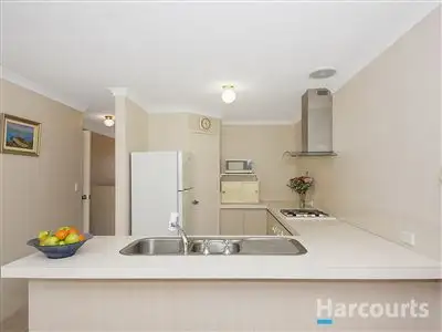 Second view of Homely house listing, 7/15 Airdrie Corner, Kinross WA 6028