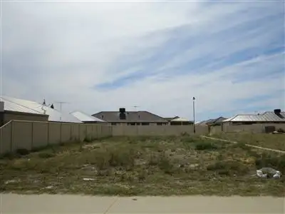 83 Lake Valley Drive, Lakelands WA 6180