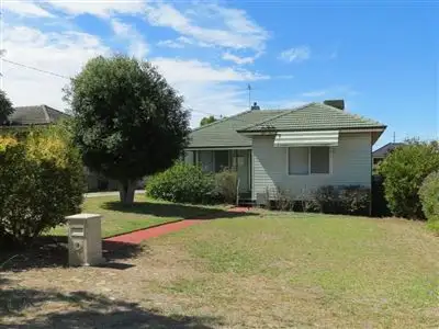 11 Jemerson Street, Willagee WA 6156