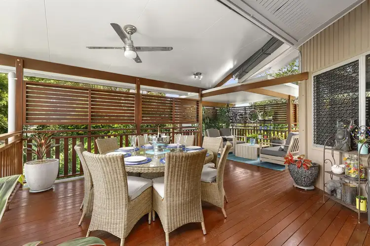 7 Tuttumburra Close, Ferny Hills QLD 4055