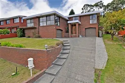 55 Cornwall Street, Rose Bay TAS 7015