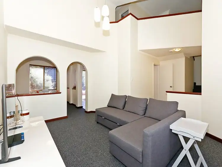 51 Kirkham Hill Terrace