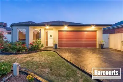 30 Scotsdale Drive, Cranbourne East VIC 3977