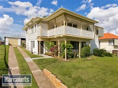 105 Madsen Street, Keperra QLD 4054