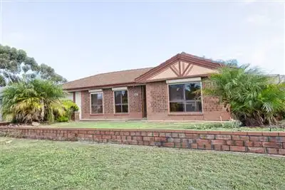 28 President Avenue, Andrews Farm SA 5114