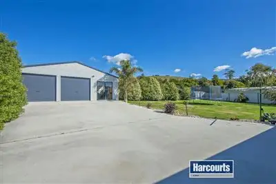 Fourth view of Homely house listing, 8 Seabreeze Avenue, Sulphur Creek TAS 7316