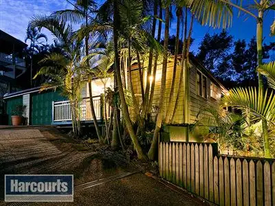 33 Upper Cairns Terrace, Red Hill QLD 4059