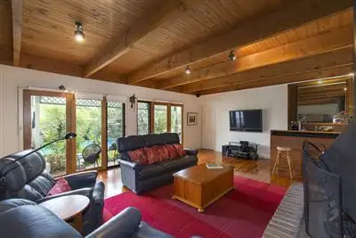 5 Penllyne Avenue, Vermont VIC 3133