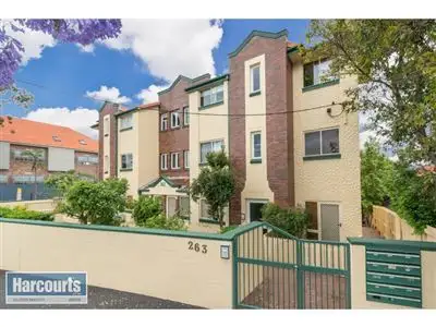 Main view of Homely unit listing, 9/263 Gregory Terrace, Spring Hill QLD 4000