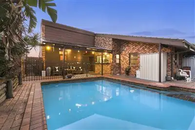 Main view of Homely house listing, 2 Ambrosius Street, Carindale QLD 4152