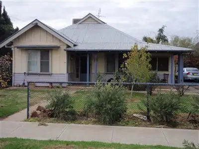 415 Church Street, Hay NSW 2711