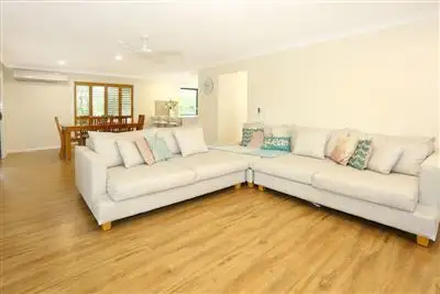 Fifth view of Homely house listing, 4 Milverton Close, Mudgeeraba QLD 4213