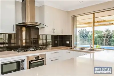 Sixth view of Homely house listing, 7 Blacksmith Court, Bibra Lake WA 6163