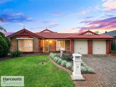5 Edward Avenue, Craigmore SA 5114