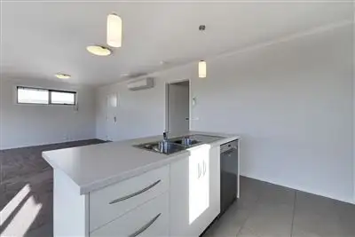 Sixth view of Homely villa listing, 2/53 Hiern Road, Blackmans Bay TAS 7052