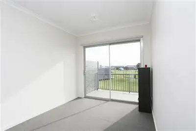 Fifth view of Homely townhouse listing, 32/1-5 Thomas Carr Drive, Tarneit VIC 3029