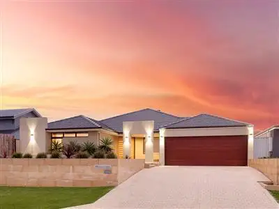 Main view of Homely house listing, 19 Amalfi Crest, Yangebup WA 6164