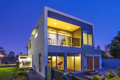 8 Regal Court, Seven Mile Beach TAS 7170