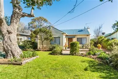 Main view of Homely house listing, 44 Rosslyn Avenue, Seaford VIC 3198