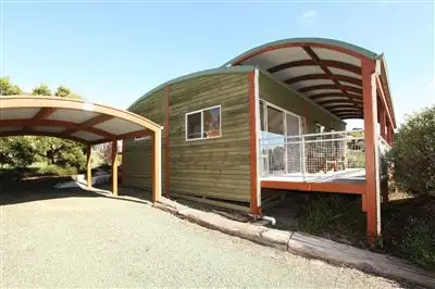Villa 2/35 Main Street, Bridport TAS 7262