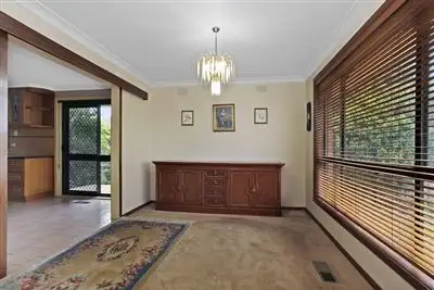 Seventh view of Homely house listing, 1 Daryl Court, Lalor VIC 3075