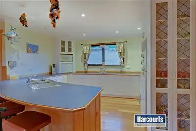 5 Southwood Avenue, Penguin TAS 7316