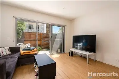 Second view of Homely house listing, 7 Poinsettia Court, Bundoora VIC 3083