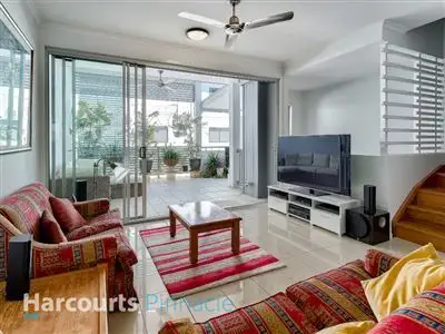 Main view of Homely townhouse listing, 3/31 Burrai Street, Morningside QLD 4170