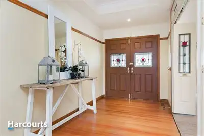Second view of Homely house listing, 4 Bellaire Court, Narre Warren North VIC 3804