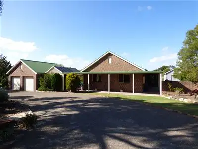 30 Holloway Road East, Stawell VIC 3380