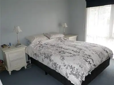 Seventh view of Homely house listing, 6 Fitzroy Court, Alexandra VIC 3714