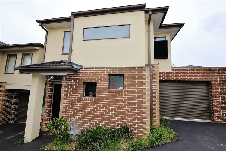 2/9 Goldlang Street, Dandenong VIC 3175