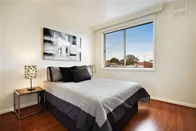 Fifth view of Homely apartment listing, 9/86 Collins Street, Thornbury VIC 3071