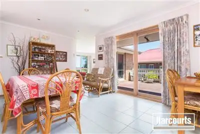 Sixth view of Homely house listing, 19 Edrington Park Drive, Berwick VIC 3806