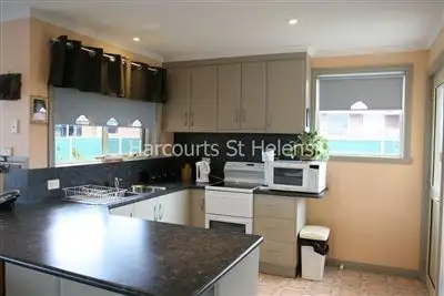 Third view of Homely villa listing, 1/11 Bowen Street, St Helens TAS 7216