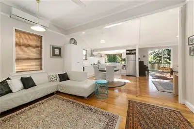 13 St Clements Road, Oxley QLD 4075