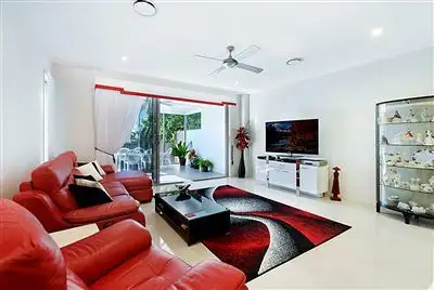 Fifth view of Homely villa listing, 2/9 Eider Avenue, Paradise Point QLD 4216