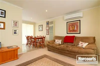 Fourth view of Homely house listing, 3 Hutchins Way, Skye VIC 3977