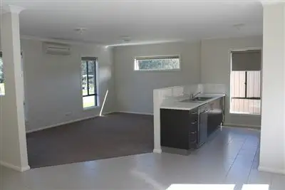 Fourth view of Homely house listing, 17 Creek View End, Wangaratta VIC 3677